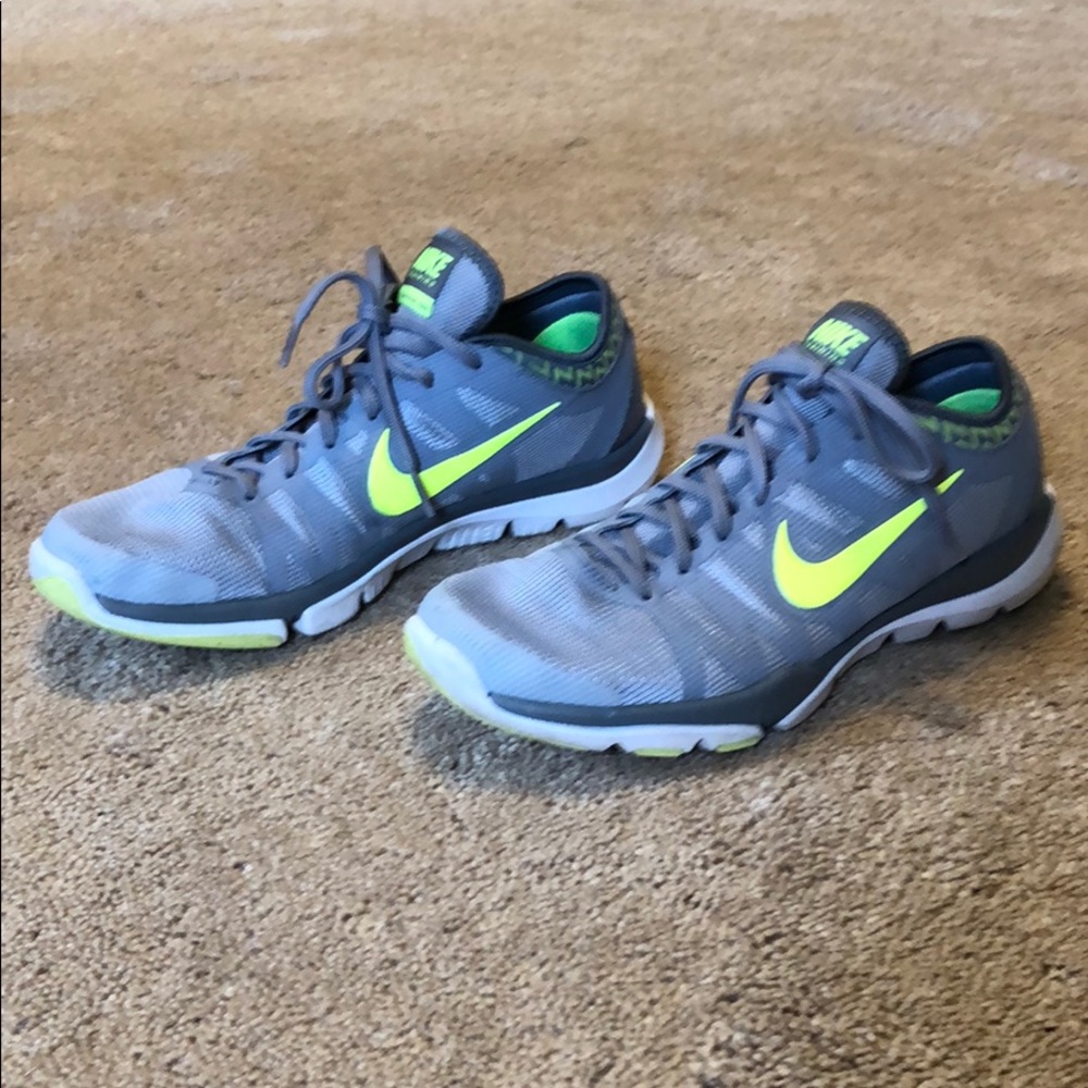 Nike Training Flex Supreme TR3 Athletic Shoes